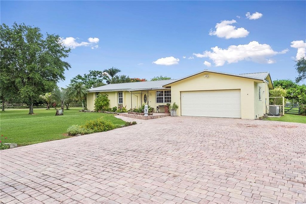 5341 SW 188th Ave, Southwest Ranches, FL 33332 - photo 1