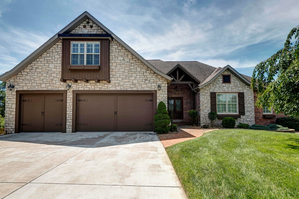 724 Meramec Ln, Nixa, MO 65714 - photo 1