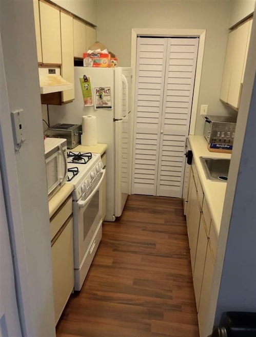 Sold $200,000 • Co-Listing Agent