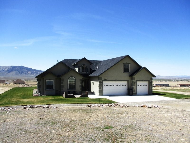 10760 Reins Way, Winnemucca, NV 89445 - photo 1