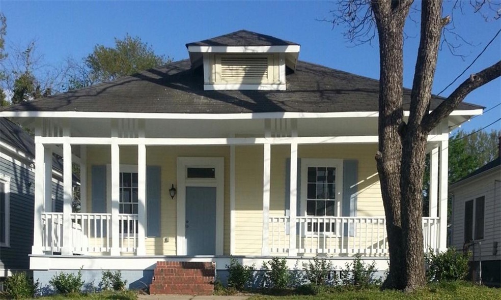 1030 Tatnall St, Macon, GA 31201 - photo 1