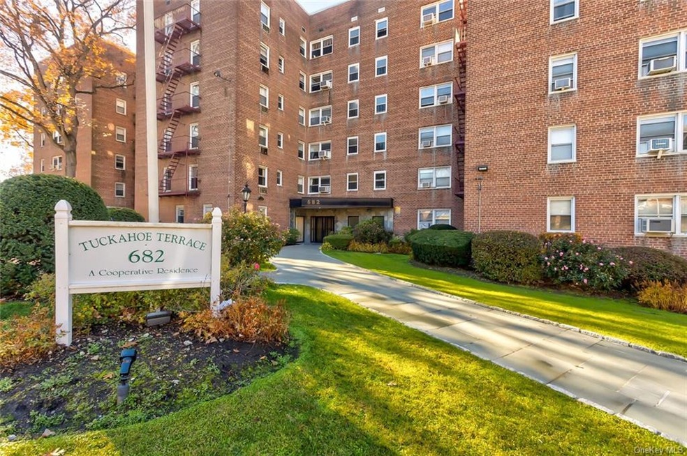 Welcome to Tuckahoe Terrace!