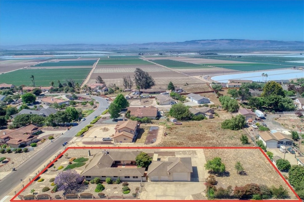 1620 Country Hill Rd, Nipomo, CA 93444 - photo 1