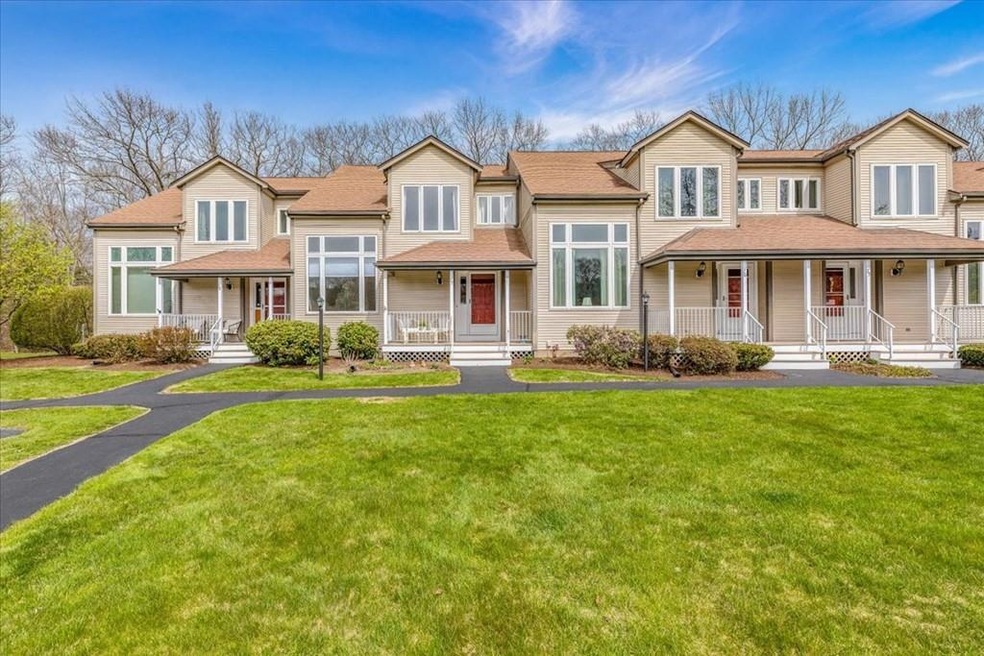 77 Willow Pond Dr, Rockland, MA 02370 - photo 1