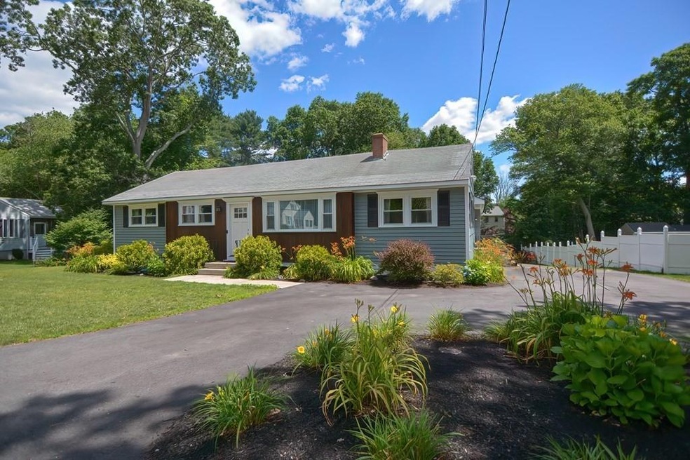 10 Oak St, Foxboro, MA 02035 - photo 1