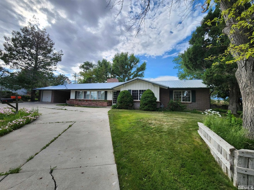 70 Bellevue Ave, Winnemucca, NV 89445 - photo 1