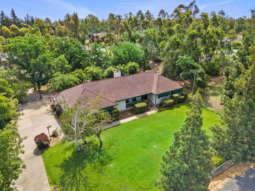 2446 Stony Creek Cir, Acampo, CA 95220 - photo 1