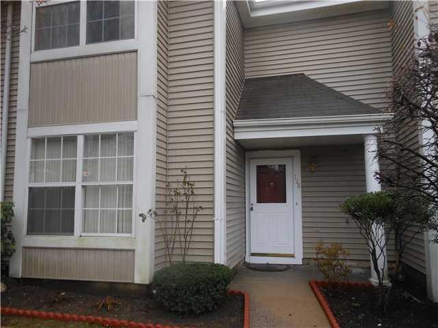 128 Creekside Cir, Spring Valley, NY 10977 - photo 1