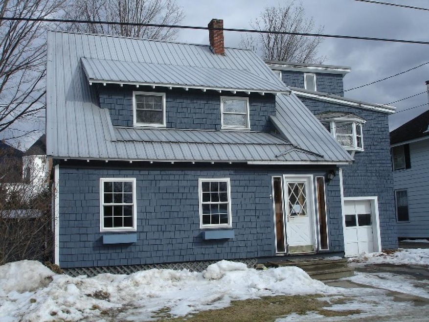 26 School St, Lincoln, NH 03251 - photo 1