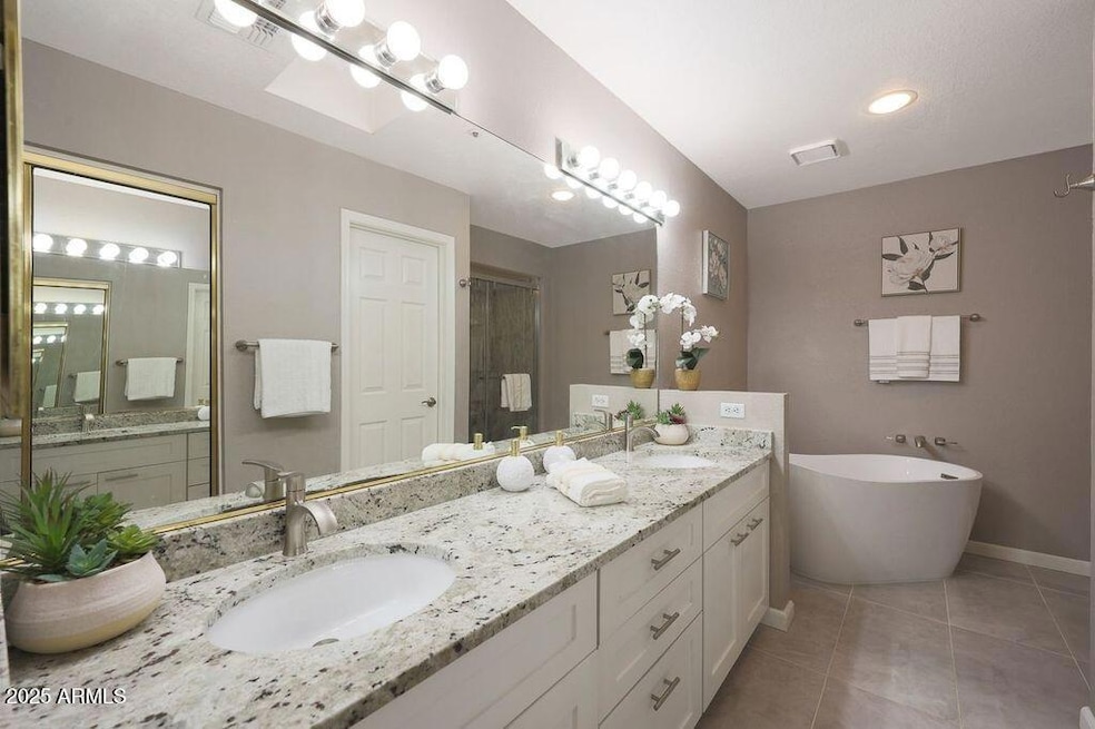 10080 E Mountainview Lake Dr unit H220, Scottsdale, AZ 85258 - photo 1