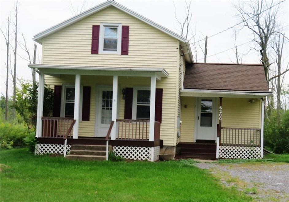 Vinyl Sided, Replacement Windows, Architectural Ro