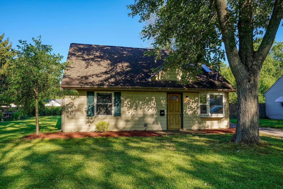 969 Bucknell Rd, Columbus, OH 43213 - photo 1