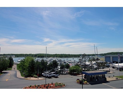 54 Broad Reach unit 302, North Weymouth, MA 02191 - photo 1