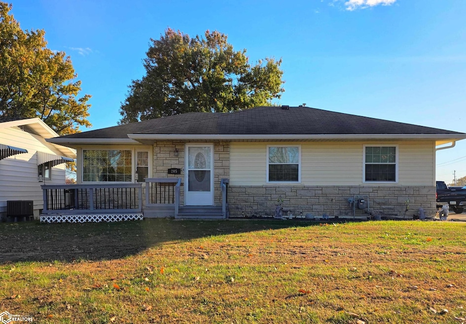 205 Boulevard Rd, Keokuk, IA 52632 - photo 1