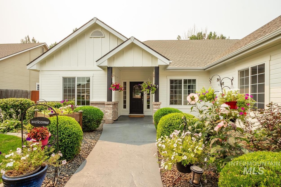 Sold • Co-Listing Agent