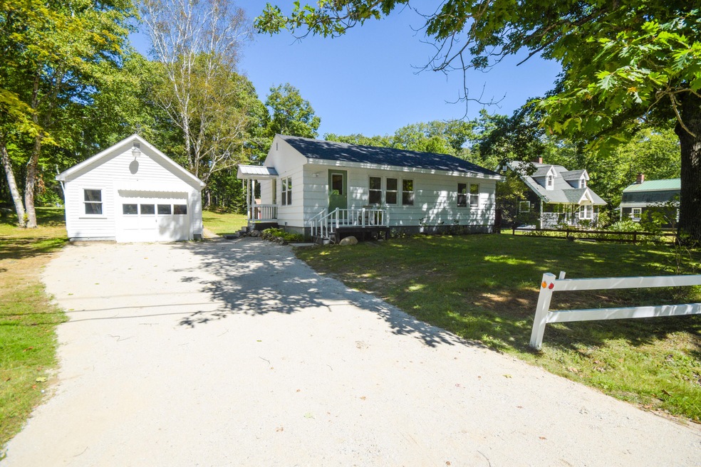 166 S Freeport Rd, Freeport, ME 04032 - photo 1