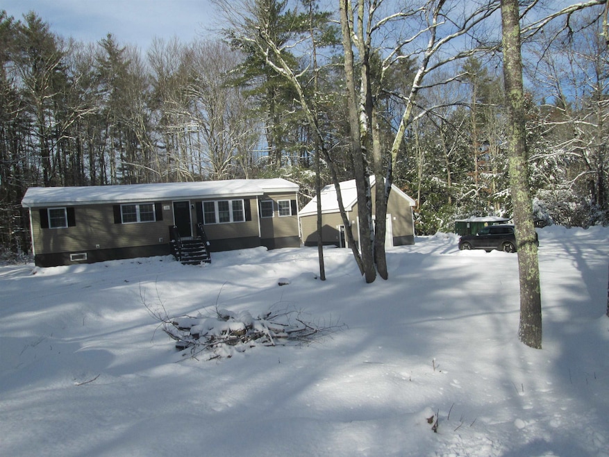 12 Gerrish Dr, Nottingham, NH 03290 - photo 1