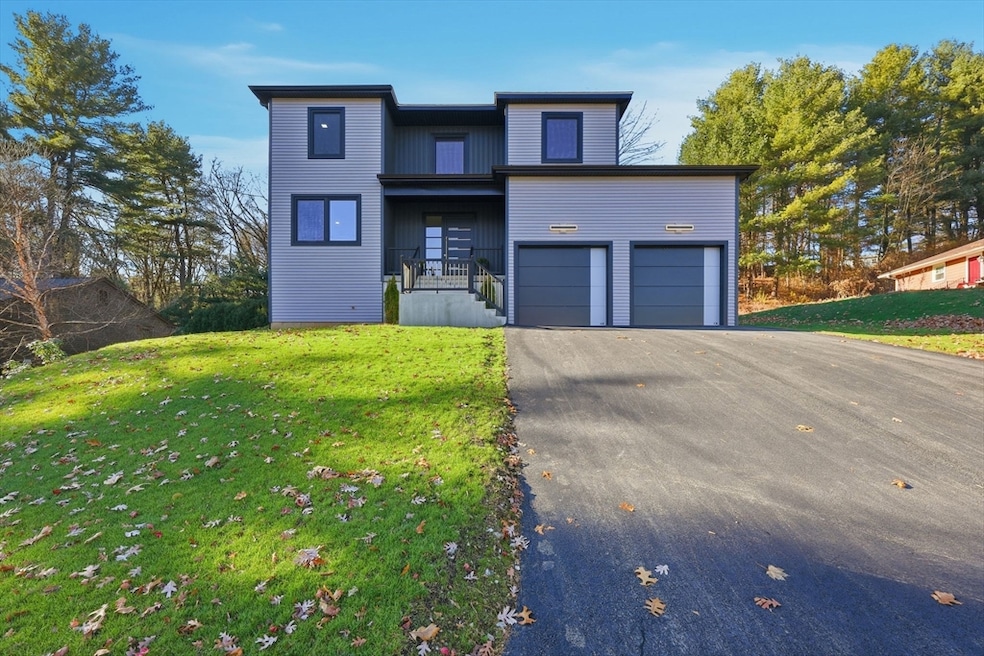 287 Whitney Ave, Holyoke, MA 01040 - photo 1