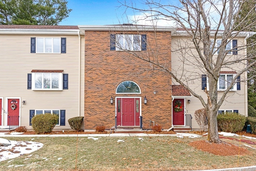 305 Salem St unit 108, Woburn, MA 01801 - photo 1