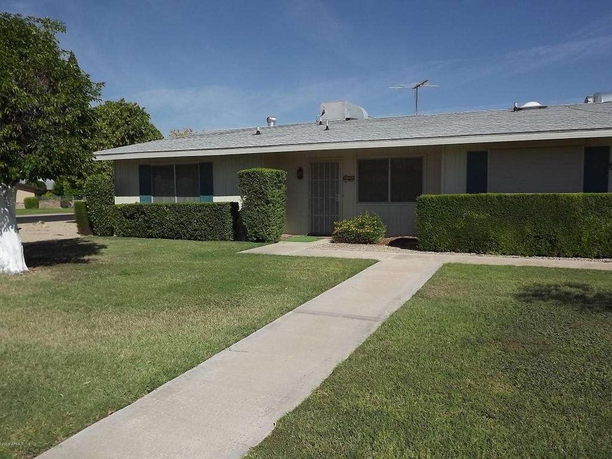 11130 W Desert Butte Dr, Sun City, AZ 85351 - photo 1