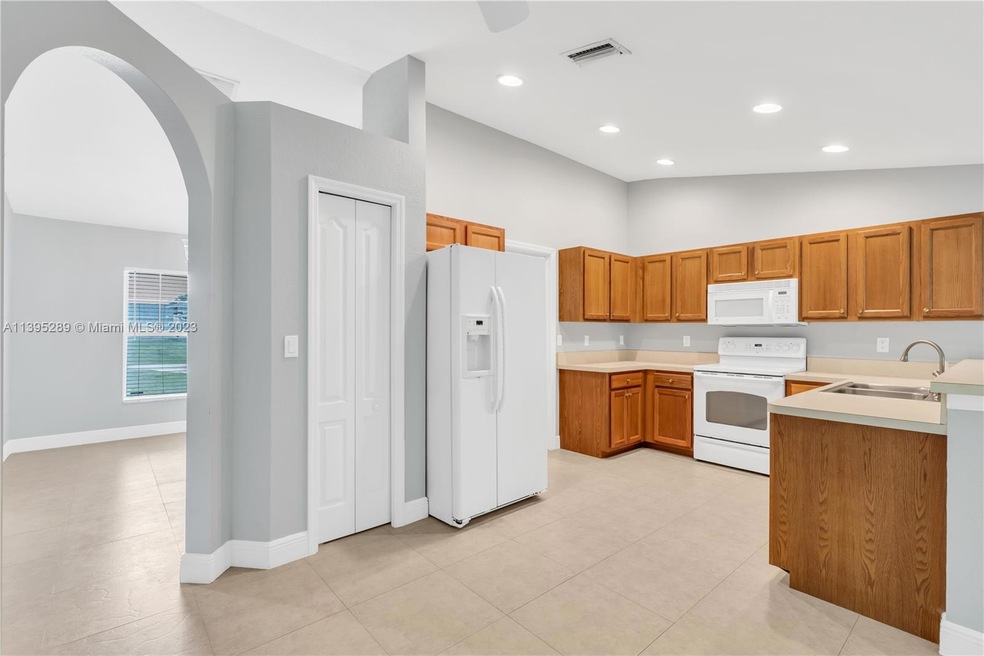 1916 Marlay Ave, Lehigh Acres, FL 33972 - photo 1