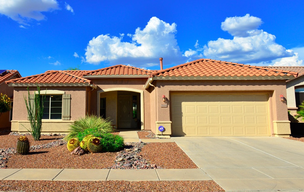 Front view of home.