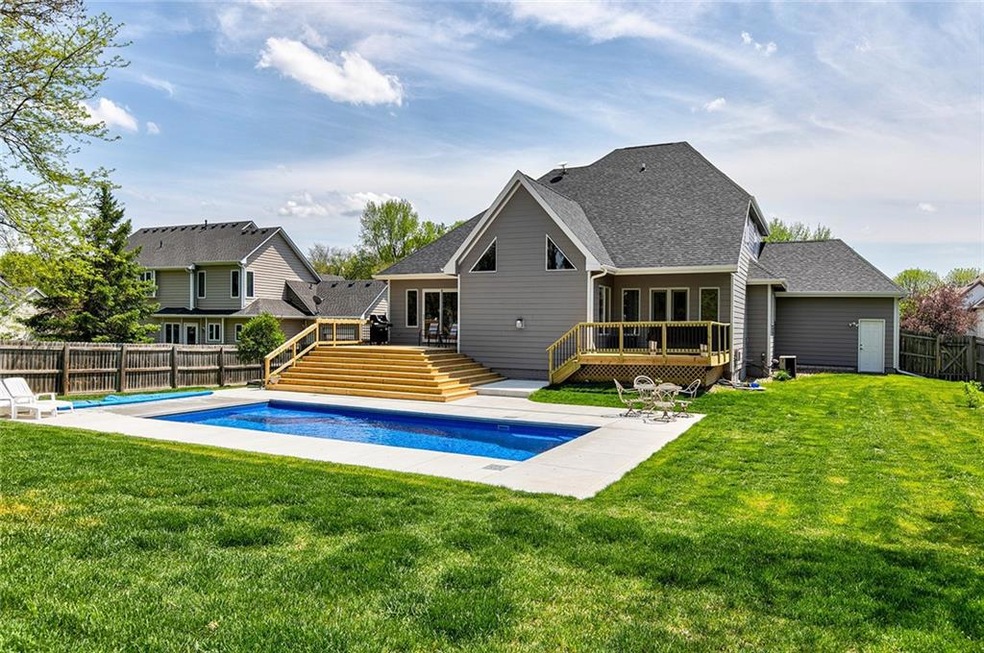 Welcome to 7109 Tenacity Ln!