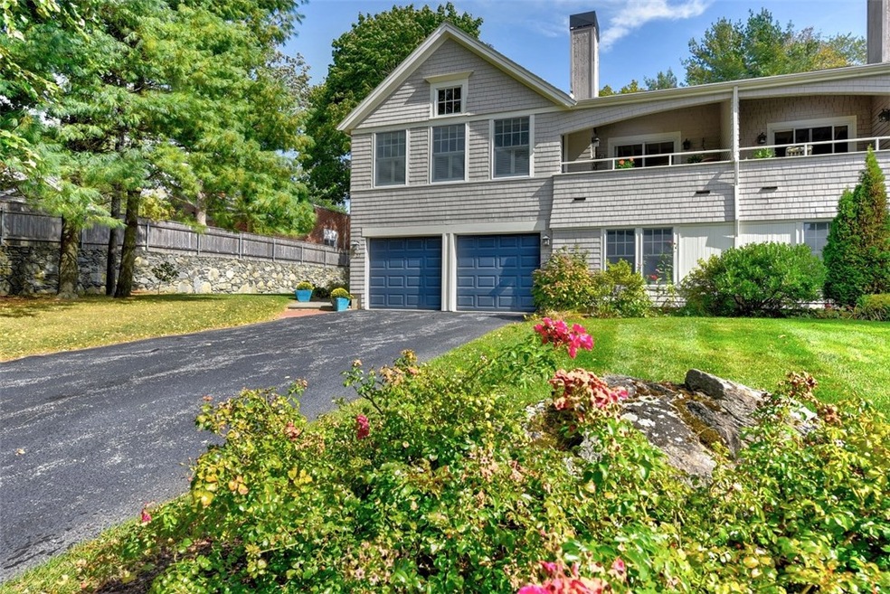 27 Oyster Point, Warren, RI 02885 - photo 1