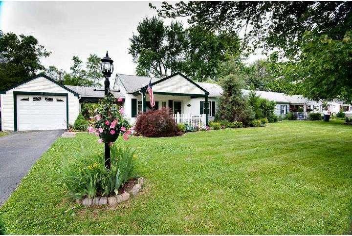 973 Wayfield Dr, Norristown, PA 19403 - photo 1