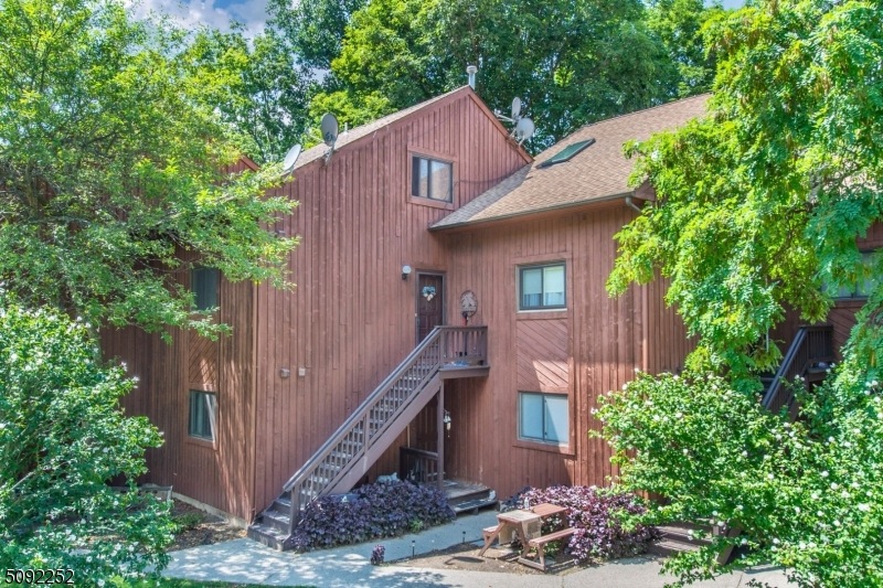 4 Augusta Dr unit 6, Vernon, NJ 07462 - photo 1