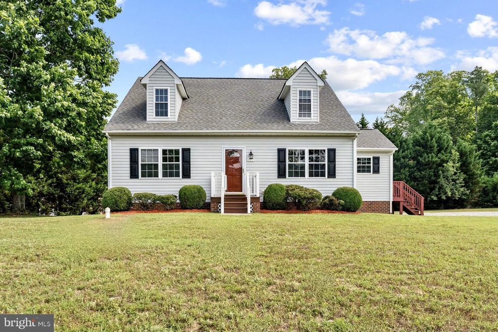 773 Deep Landing Rd, Tappahannock, VA 22560 - photo 1