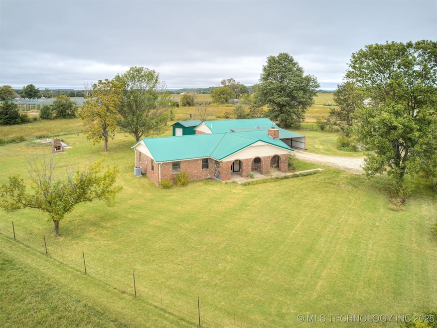1051 N Caney St, Copan, OK 74022 - photo 1