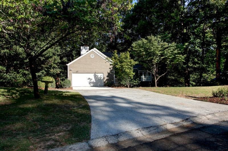 2659 Spring Rock Way NE, Roswell, GA 30075 - photo 1