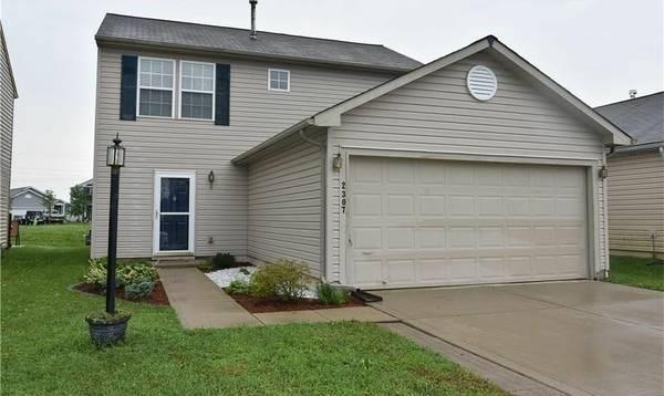 2307 Middle View Dr, Columbus, IN 47201 - photo 1