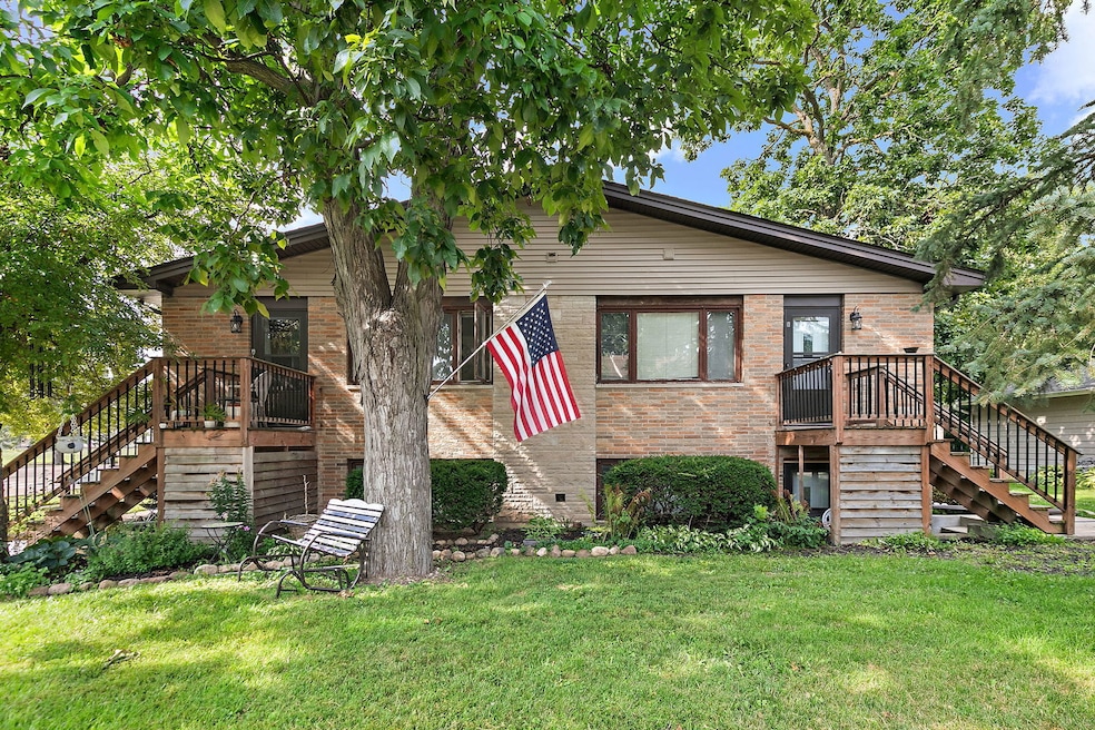 104 High Ave unit C, Hampshire, IL 60140 - photo 1