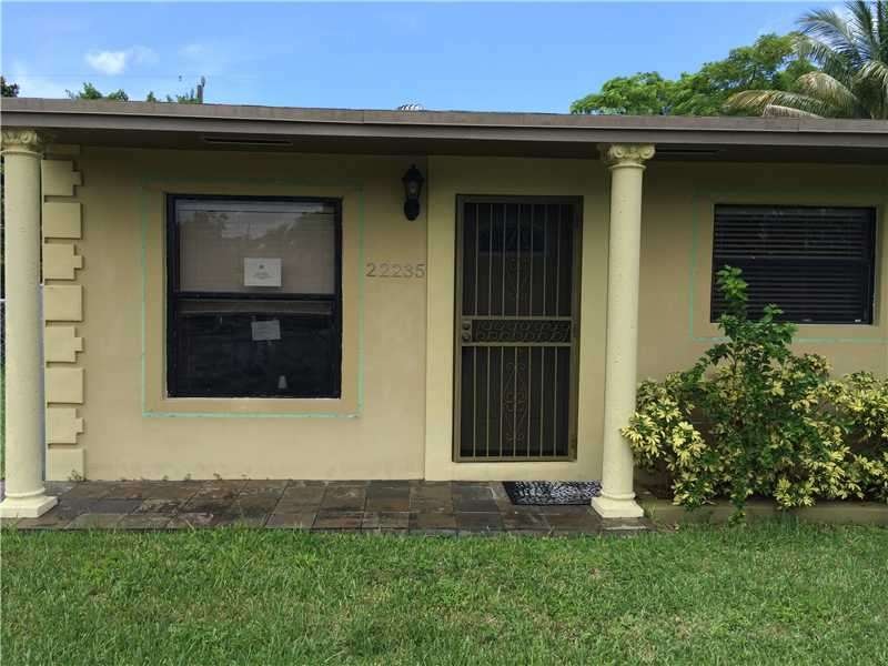 22235 SW 115th Ave, Miami, FL 33170 - photo 1