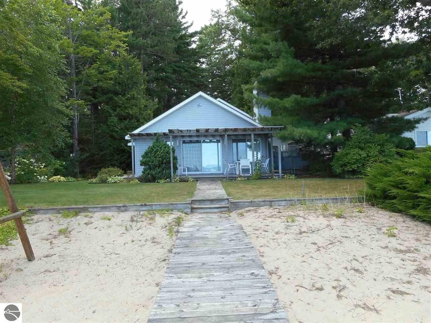 1400 N Huron Rd, Tawas City, MI 48763 - photo 1