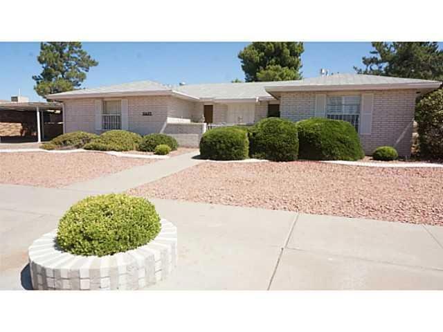 10629 Sombra Verde Dr, El Paso, TX 79935 - photo 1