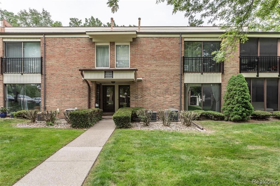 WELCOME TO...18382 UNIVERSITY PARK DRIVE!