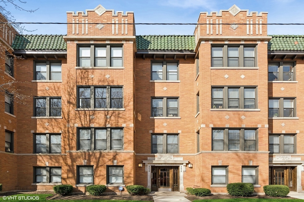 4824 N Hoyne Ave unit 3, Chicago, IL 60625 - photo 1