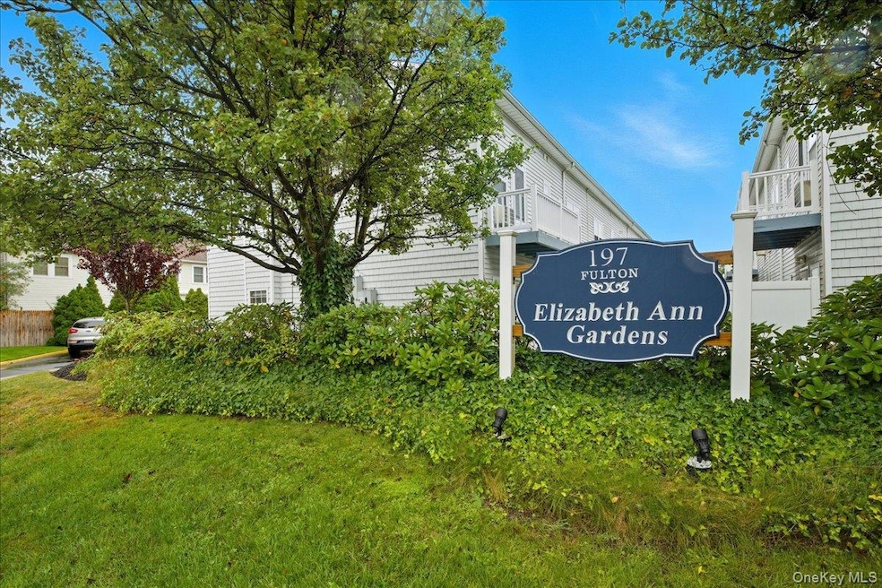 197 Fulton St unit 2, Farmingdale, NY 11735 - photo 1