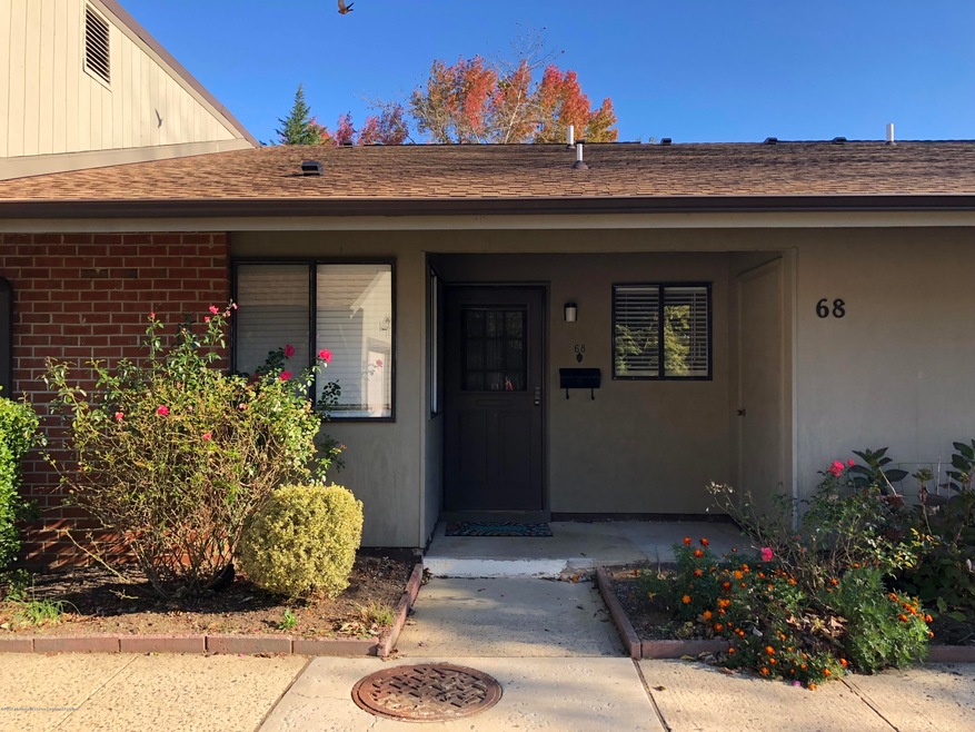 68 Ellsworth Ct, Red Bank, NJ 07701 - photo 1