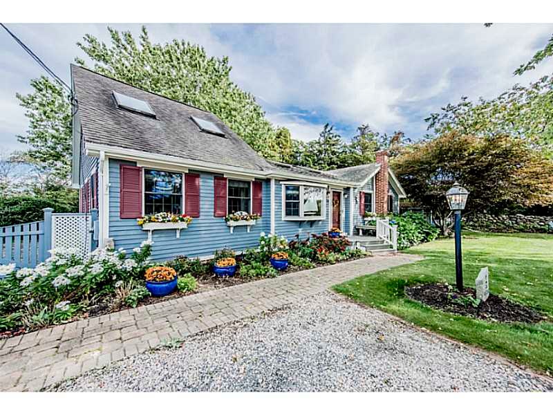 324 Succotash Rd, Wakefield, RI 02879 - photo 1