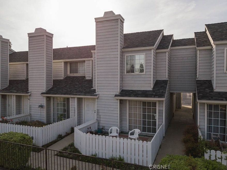 14380 Foothill Blvd unit 16, Sylmar, CA 91342 - photo 1