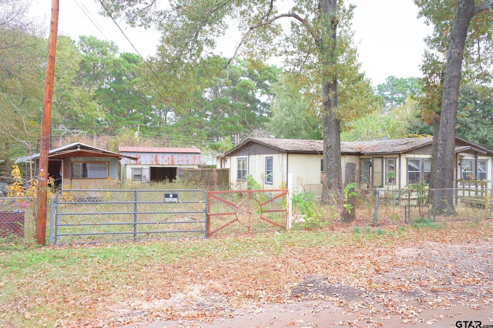 4787 Oak Gate Dr, Chandler, TX 75758 - photo 1