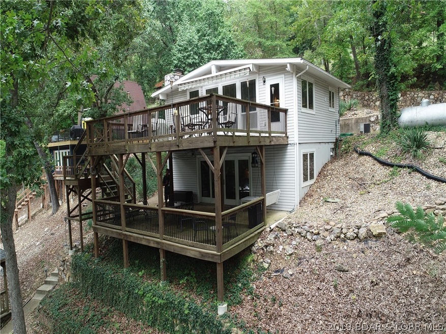 Welcome to your new waterfront escape!