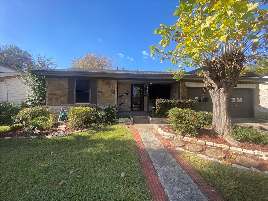 623 Caladium Dr, Mesquite, TX 75149 - photo 1