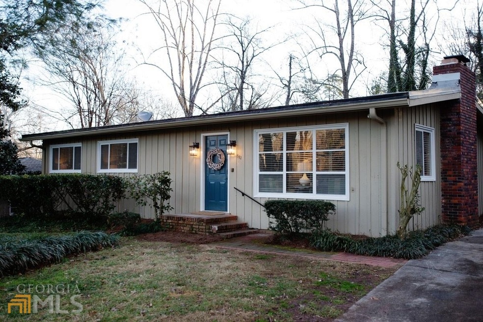 582 Mulberry Ln, Gainesville, GA 30501 - photo 1