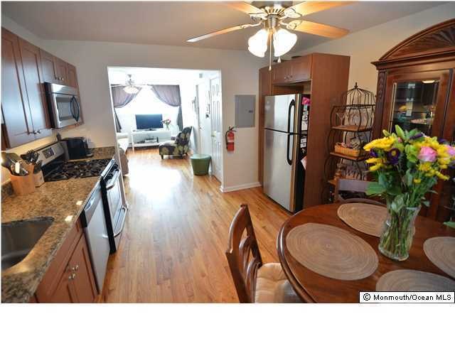 501 Main St unit 28, Avon By the Sea, NJ 07717 - photo 1