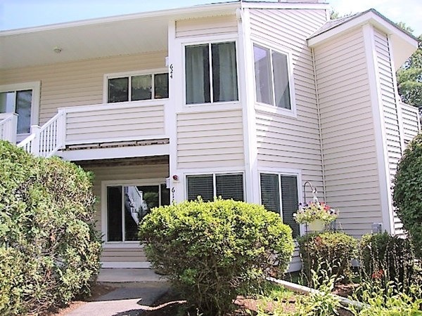 750 Whittenton St unit 624, Taunton, MA 02780 - photo 1